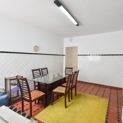 Casa à venda com 104m², 2 quartos e 1 vaga Casa à venda com 104m², 2 quartos e 1 vagaCozinha