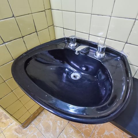 Casa à venda com 104m², 2 quartos e 1 vaga Casa à venda com 104m², 2 quartos e 1 vagaBanheiro