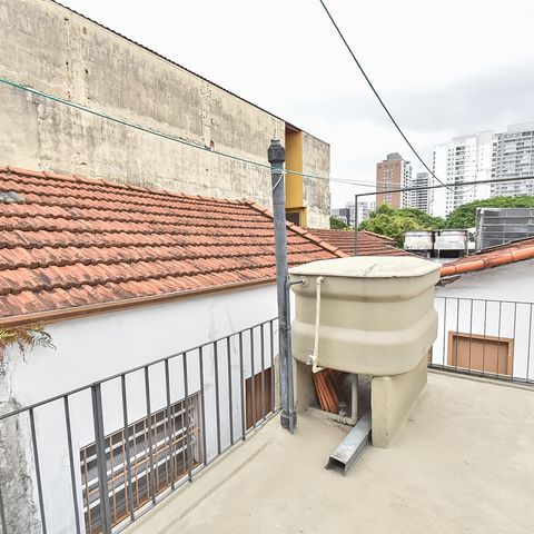 Casa à venda com 104m², 2 quartos e 1 vaga Casa à venda com 104m², 2 quartos e 1 vagaVaranda do quarto 2