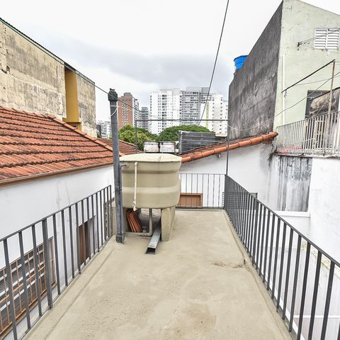 Casa à venda com 104m², 2 quartos e 1 vaga Casa à venda com 104m², 2 quartos e 1 vagaVaranda do quarto 2