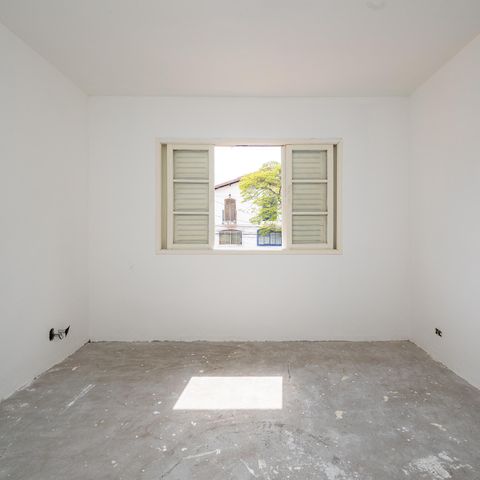 Casa à venda com 168m², 3 quartos e 4 vagas Casa à venda com 168m², 3 quartos e 4 vagasQuarto 1