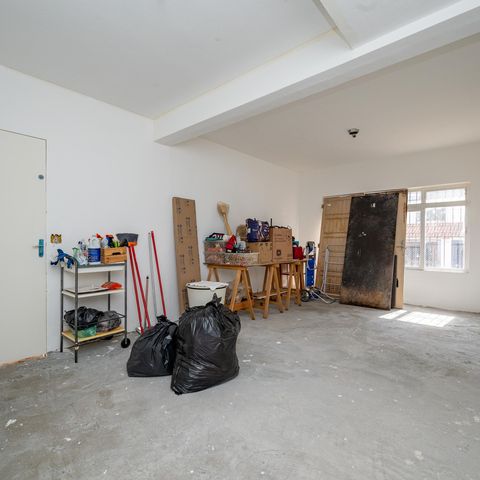 Casa à venda com 168m², 3 quartos e 4 vagas Casa à venda com 168m², 3 quartos e 4 vagasSala