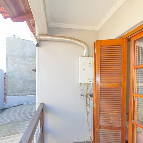 Casa à venda com 220m², 3 quartos e 5 vagas Casa à venda com 220m², 3 quartos e 5 vagasVaranda do Quarto 1