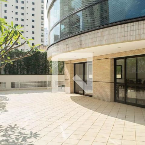 Apartamento à venda com 221m², 4 quartos e 4 vagas Apartamento à venda com 221m², 4 quartos e 4 vagasÁrea comum