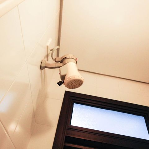 Apartamento à venda com 221m², 4 quartos e 4 vagas Apartamento à venda com 221m², 4 quartos e 4 vagasBanheiro de Serviço
