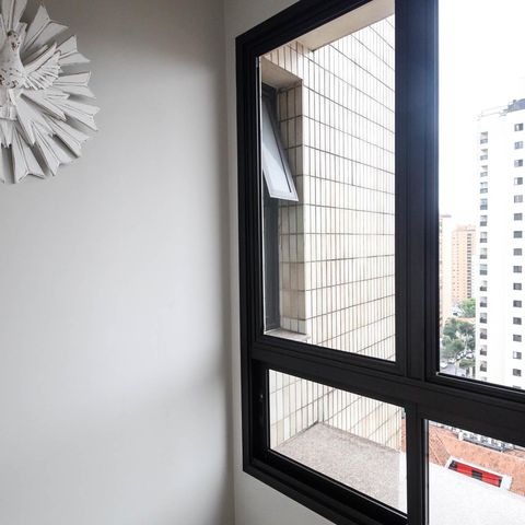 Apartamento à venda com 221m², 4 quartos e 4 vagas Apartamento à venda com 221m², 4 quartos e 4 vagasHall social