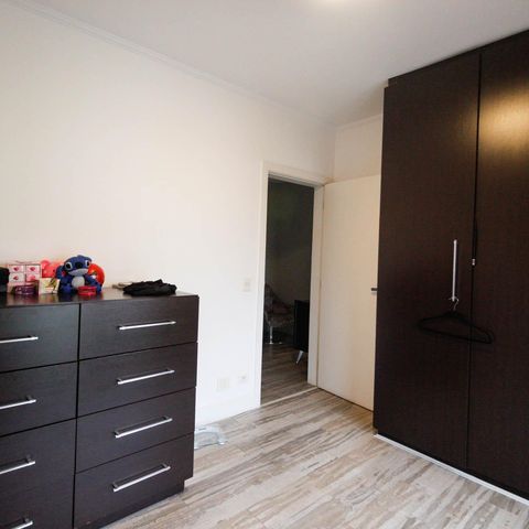 Apartamento à venda com 221m², 4 quartos e 4 vagas Apartamento à venda com 221m², 4 quartos e 4 vagasQuarto 2