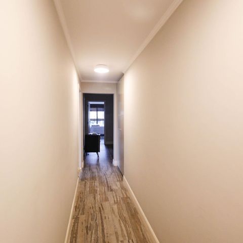 Apartamento à venda com 221m², 4 quartos e 4 vagas Apartamento à venda com 221m², 4 quartos e 4 vagasCorredor