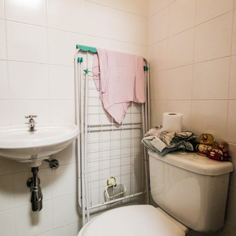 Apartamento à venda com 221m², 4 quartos e 4 vagas Apartamento à venda com 221m², 4 quartos e 4 vagasBanheiro de Serviço