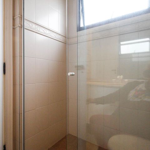 Apartamento à venda com 221m², 4 quartos e 4 vagas Apartamento à venda com 221m², 4 quartos e 4 vagasBanheiro Social