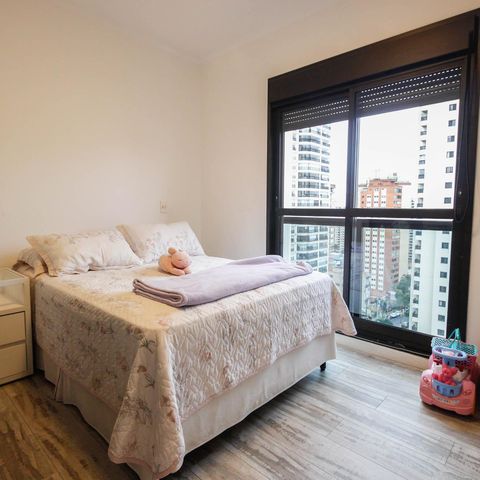 Apartamento à venda com 221m², 4 quartos e 4 vagas Apartamento à venda com 221m², 4 quartos e 4 vagasQuarto 3