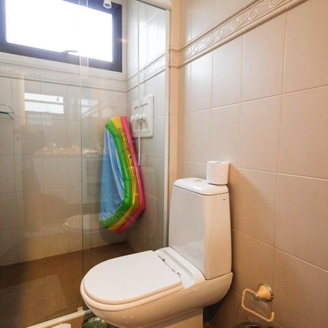 Apartamento à venda com 221m², 4 quartos e 4 vagas Apartamento à venda com 221m², 4 quartos e 4 vagasBanheiro Social