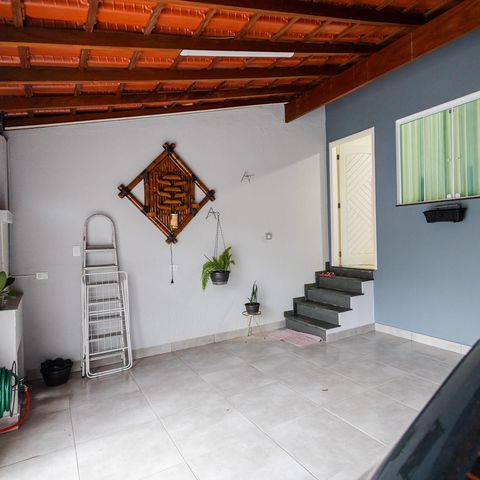 Casa à venda com 75m², 2 quartos e 2 vagas Casa à venda com 75m², 2 quartos e 2 vagasGaragem