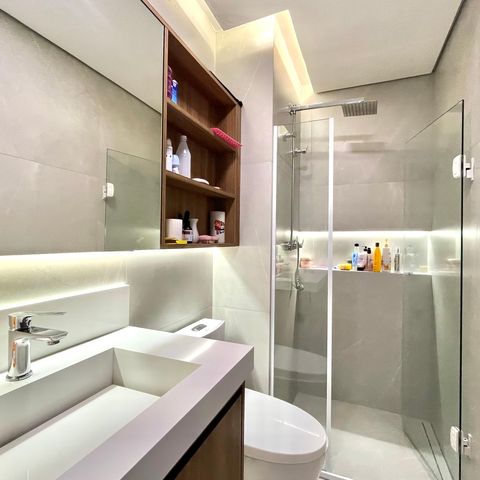 Apartamento à venda com 82m², 3 quartos e 1 vaga Apartamento à venda com 82m², 3 quartos e 1 vagaBanheiro Corredor