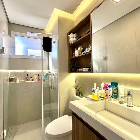 Apartamento à venda com 82m², 3 quartos e 1 vaga Apartamento à venda com 82m², 3 quartos e 1 vagaBanheiro da Suíte