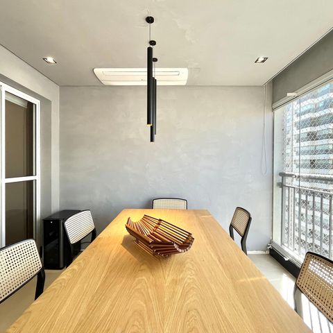 Apartamento à venda com 82m², 3 quartos e 1 vaga Apartamento à venda com 82m², 3 quartos e 1 vagaVaranda
