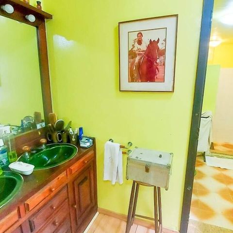 Casa à venda com 580m², 4 quartos e 4 vagas