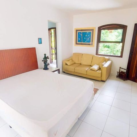Casa à venda com 580m², 4 quartos e 4 vagas
