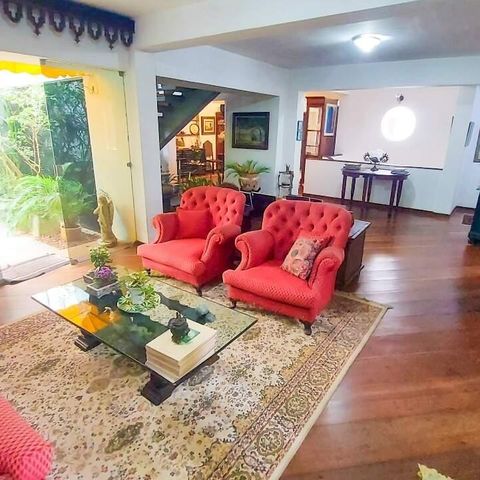 Casa à venda com 580m², 4 quartos e 4 vagas