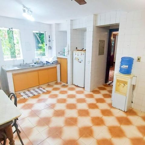 Casa à venda com 580m², 4 quartos e 4 vagas