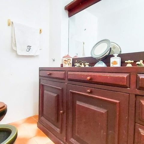 Casa à venda com 580m², 4 quartos e 4 vagas