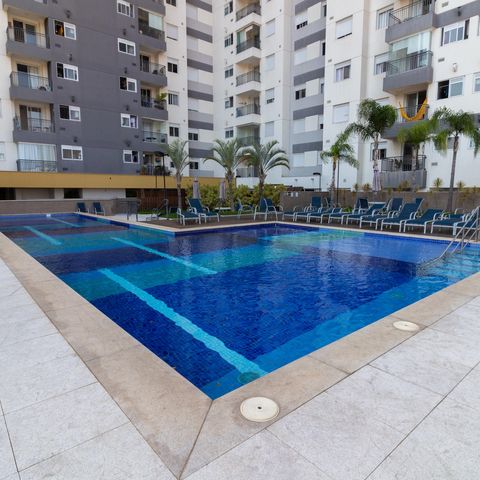 Apartamento à venda com 49m², 2 quartos e 1 vaga Apartamento à venda com 49m², 2 quartos e 1 vagaÁrea comum - Piscina