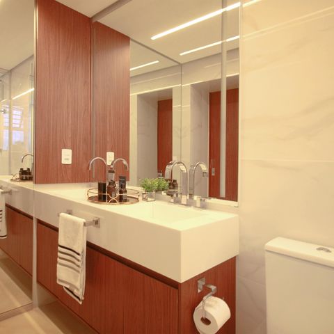 Apartamento à venda com 190m², 4 quartos e 3 vagasBanheiro da Suíte 1