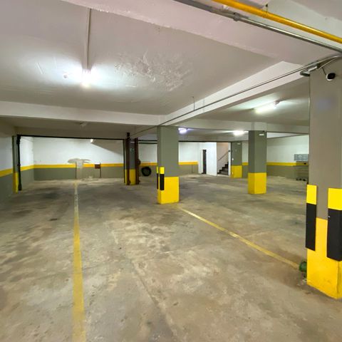 Apartamento à venda com 190m², 4 quartos e 3 vagasVagas