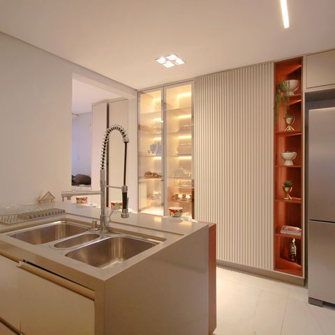 Apartamento à venda com 190m², 4 quartos e 3 vagasCozinha