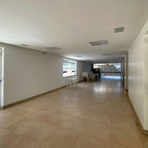Apartamento à venda com 190m², 4 quartos e 3 vagasÁrea comum - Salão de festas
