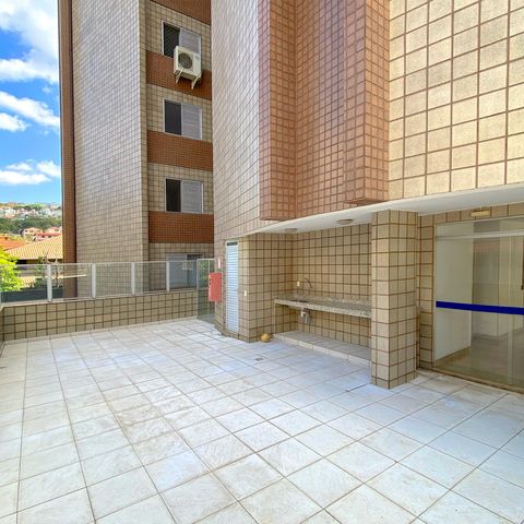 Apartamento à venda com 190m², 4 quartos e 3 vagasÁrea comum - Pátio