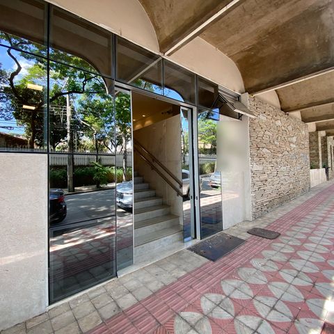 Apartamento à venda com 190m², 4 quartos e 3 vagasFachada