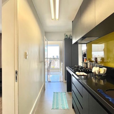 Apartamento para alugar com 100m², 3 quartos e 2 vagas Apartamento para alugar com 100m², 3 quartos e 2 vagasCozinha