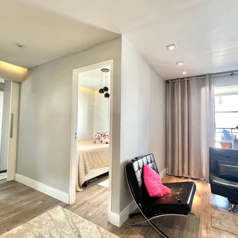 Apartamento para alugar com 100m², 3 quartos e 2 vagas Apartamento para alugar com 100m², 3 quartos e 2 vagasSala