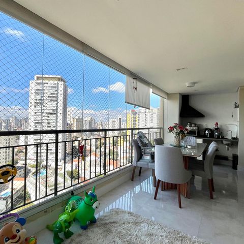 Apartamento para alugar com 100m², 3 quartos e 2 vagas Apartamento para alugar com 100m², 3 quartos e 2 vagasVaranda