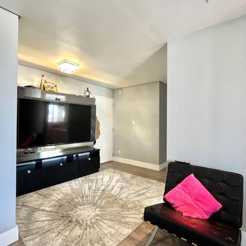 Apartamento para alugar com 100m², 3 quartos e 2 vagas Apartamento para alugar com 100m², 3 quartos e 2 vagasSala