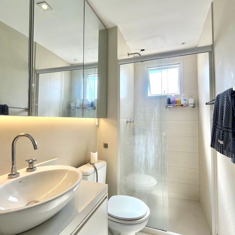 Apartamento para alugar com 100m², 3 quartos e 2 vagas Apartamento para alugar com 100m², 3 quartos e 2 vagasBanheiro