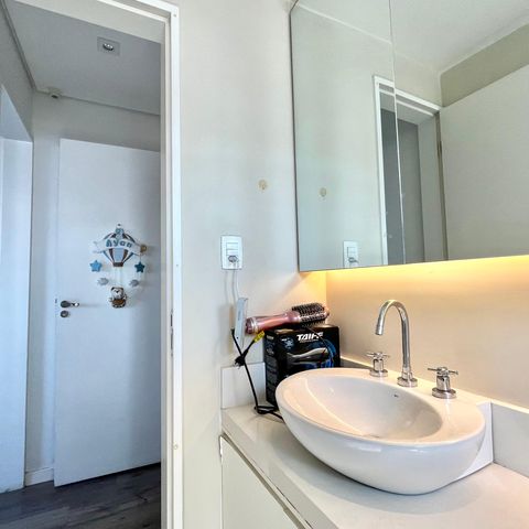 Apartamento para alugar com 100m², 3 quartos e 2 vagas Apartamento para alugar com 100m², 3 quartos e 2 vagasBanheiro