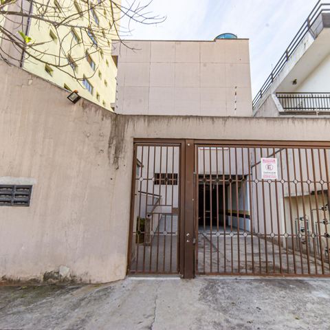 Casa de condomínio à venda com 91m², 3 quartos e 2 vagas Casa de condomínio à venda com 91m², 3 quartos e 2 vagasFachada