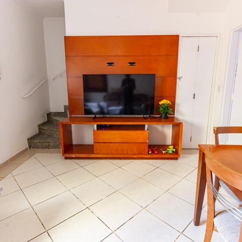 Casa de condomínio à venda com 91m², 3 quartos e 2 vagas Casa de condomínio à venda com 91m², 3 quartos e 2 vagasSala