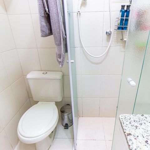 Casa de condomínio à venda com 91m², 3 quartos e 2 vagas Casa de condomínio à venda com 91m², 3 quartos e 2 vagasBanheiro Social