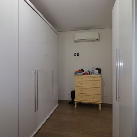 Apartamento à venda com 135m², 4 quartos e 2 vagasSuíte 2