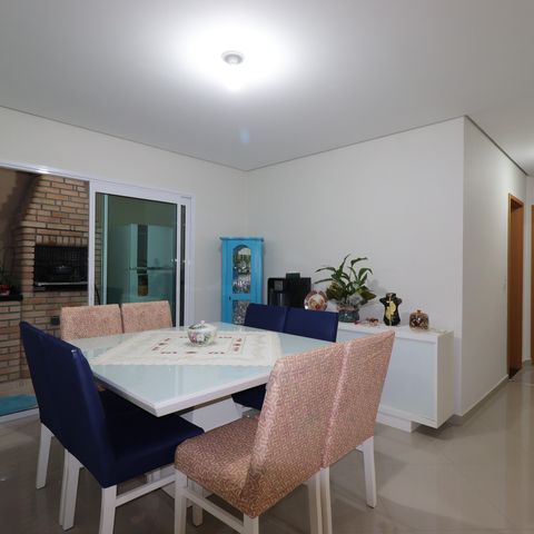 Apartamento à venda com 135m², 4 quartos e 2 vagasSala de Jantar