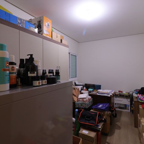 Apartamento à venda com 135m², 4 quartos e 2 vagasQuarto