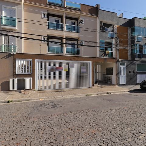 Apartamento à venda com 135m², 4 quartos e 2 vagasFachada
