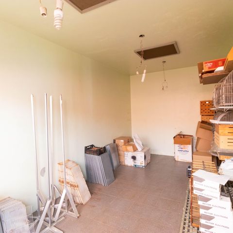 Casa para alugar com 450m², 5 quartos e 4 vagas Edicula Quarto anexo 06