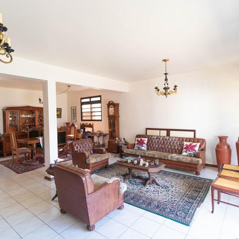 Casa para alugar com 450m², 5 quartos e 4 vagasSala