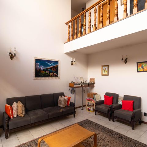 Casa para alugar com 450m², 5 quartos e 4 vagasSalas