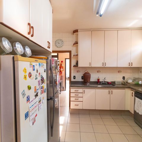 Casa para alugar com 450m², 5 quartos e 4 vagasCozinha