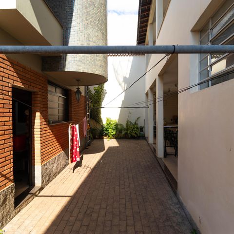 Casa para alugar com 450m², 5 quartos e 4 vagasQuintal